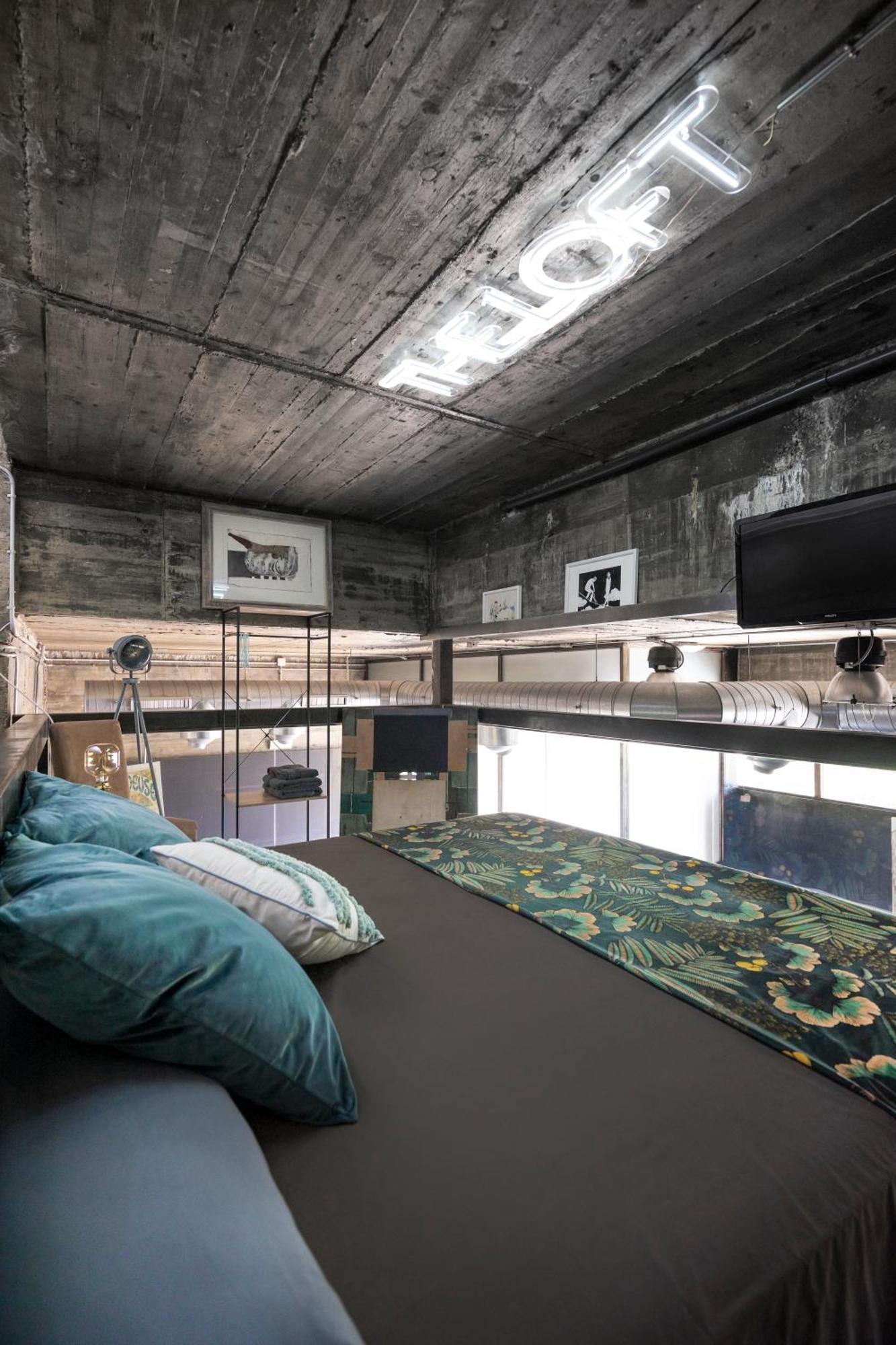 The Loft - With Private Pool & Jacuzzi Villa Corbera de Llobregat Buitenkant foto